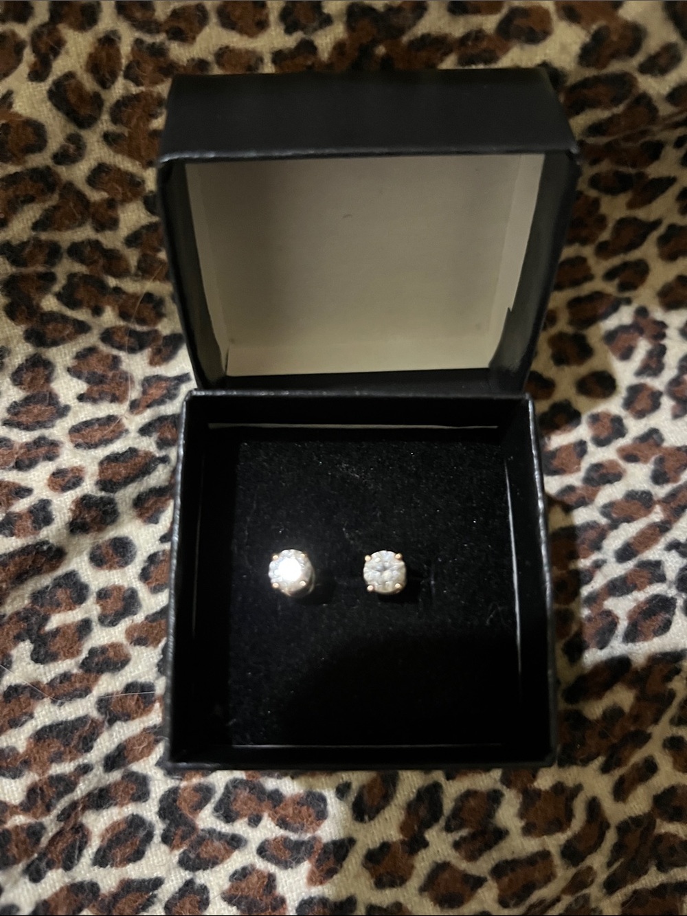 Classic Rose Gold -Tone 5 mm Clear Cubic zirconia Stud Earrings